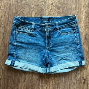 White House Black Market (WHBM) Size 4 Jean, Denim Shorts